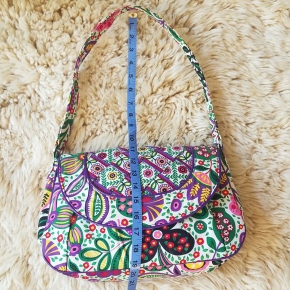 VERA BRADLEY Flap Shoulder Bag in Viva La Vera Print (Discontinued) - Picture 9 of 10